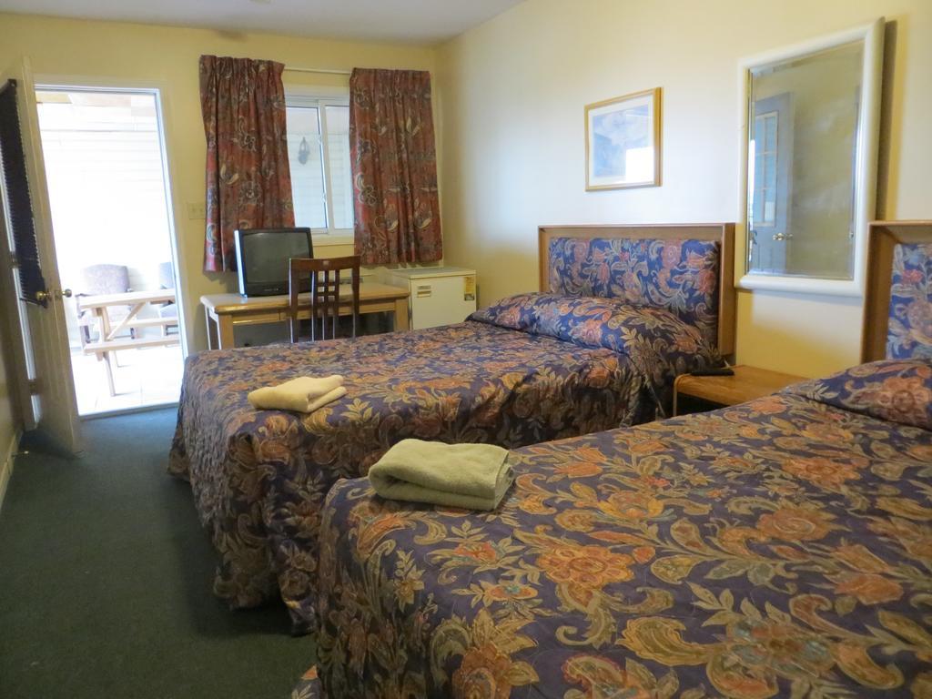 Villa Nova Motel Wasaga Beach Værelse billede
