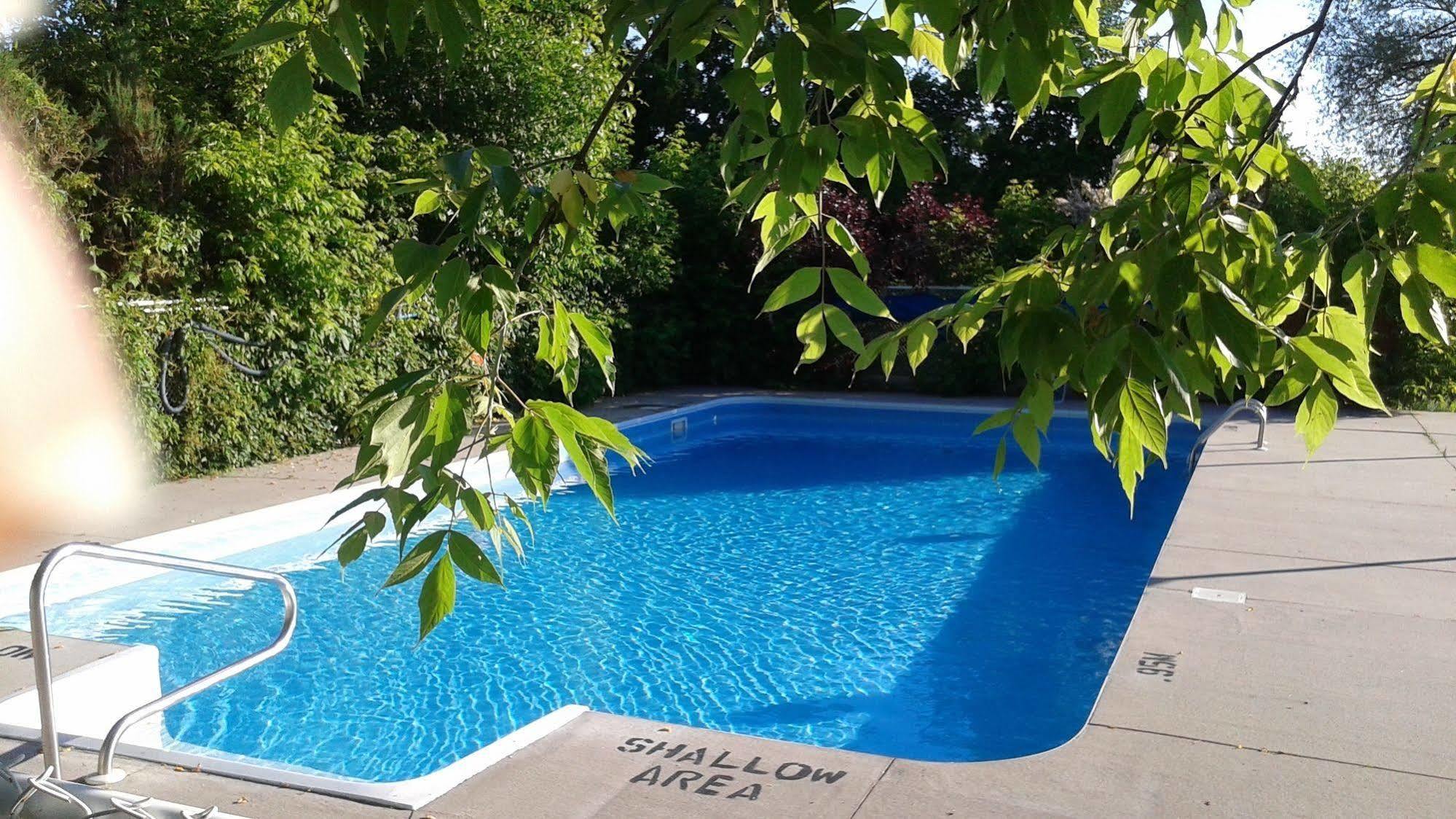 Villa Nova Motel Wasaga Beach Eksteriør billede